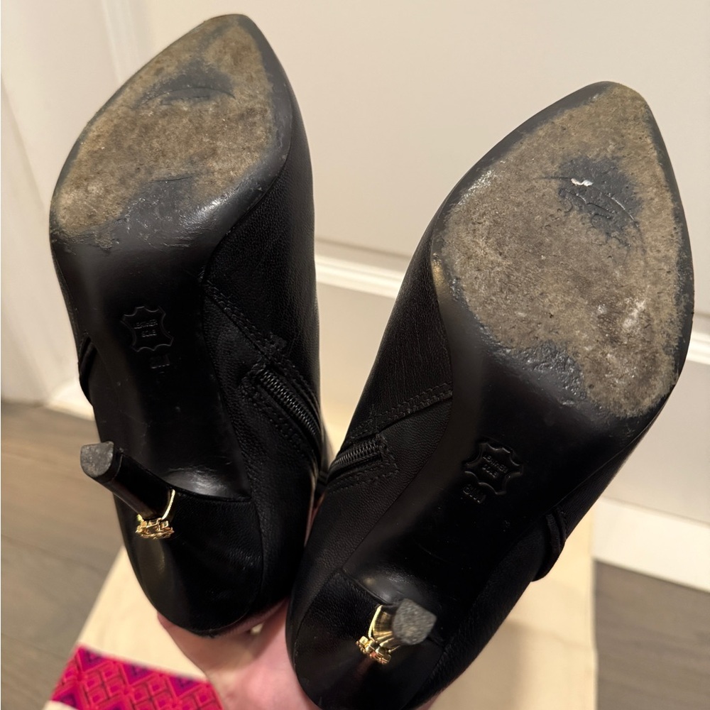 SOLD SOLD Tory Burch Black Leather Knee-High Boots size 8m - Picture 8 of 10